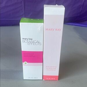 Mary Kay Botanical Effects Hydrating Set with Pink and Green Accents